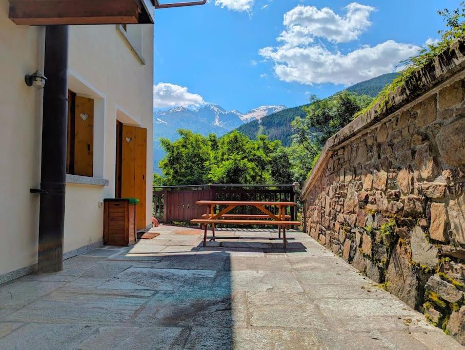 Residence Gardenia Con Terrazza 40Mq Privata & Garage Privato Vione Eksteriør bilde
